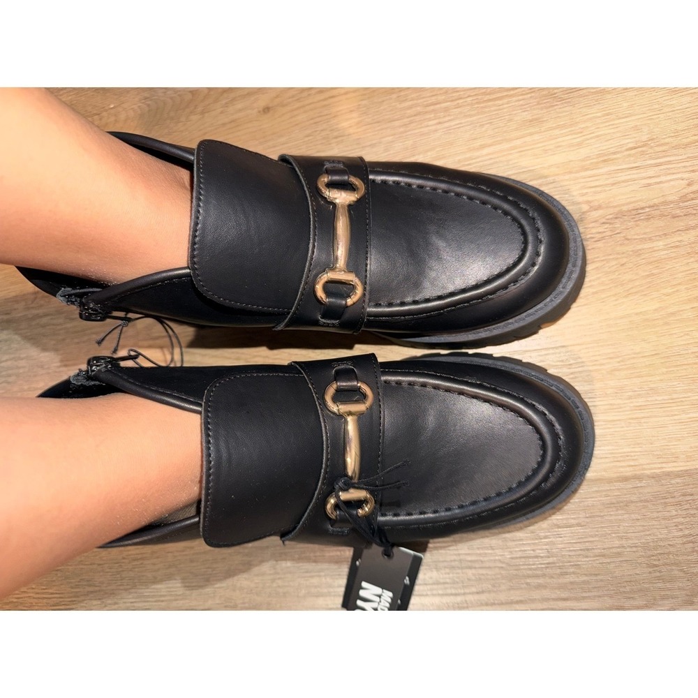 Women loafers size 9 - Picture 4 of 8
